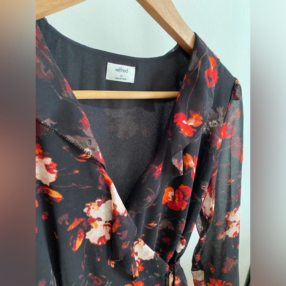 Aritzia Wilfred Louise Floral Wrap black and red dress - Picture 11 of 13